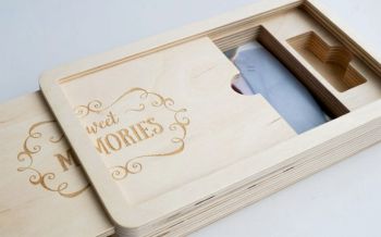 imagem do arquivo vetor para download Caixa de Apresentação USB para Casamento