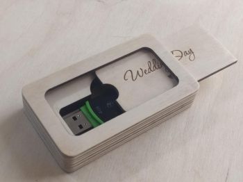 imagem do arquivo vetor para download Caixa de Pen Drive com Tampa Deslizante