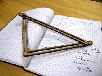 imagem do arquivo vetor para download Calculadora Pitagórica Cortada a Laser