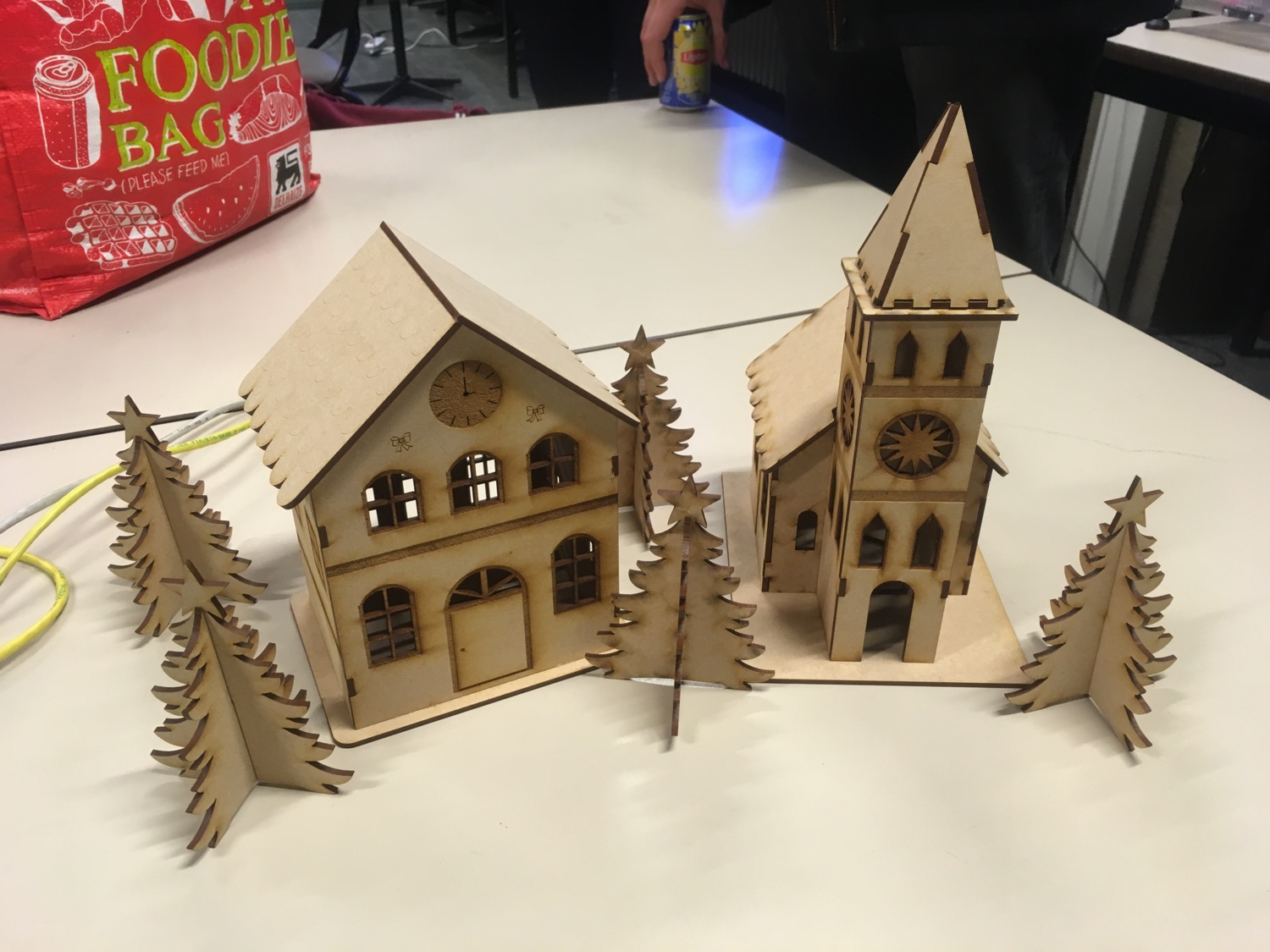 imagem do arquivo vetor para download Casa da Vila de Natal Cortada a Laser