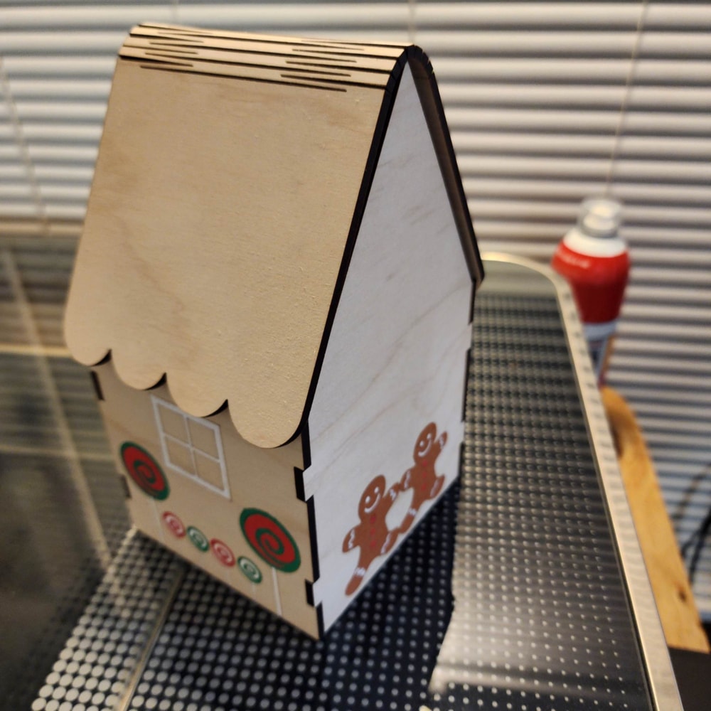 imagem do arquivo vetor para download Casa de Biscoito de Gengibre em Madeira