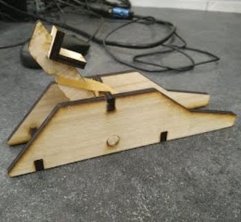imagem do arquivo vetor para download Catapulta de Madeira para Brinquedo
