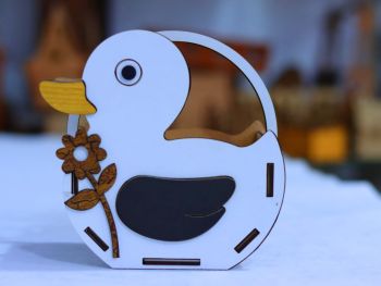 imagem do arquivo vetor para download Cesta de Pato em Madeira Cortada a Laser