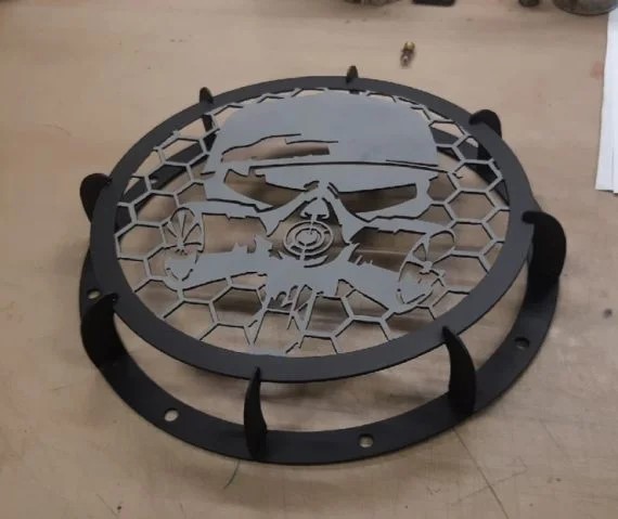 imagem do arquivo vetor para download Churrasqueira com Máscara Steampunk