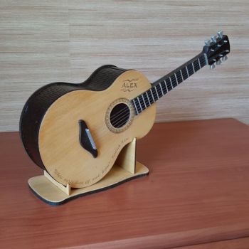 imagem do arquivo vetor para download Cofrinho de violão