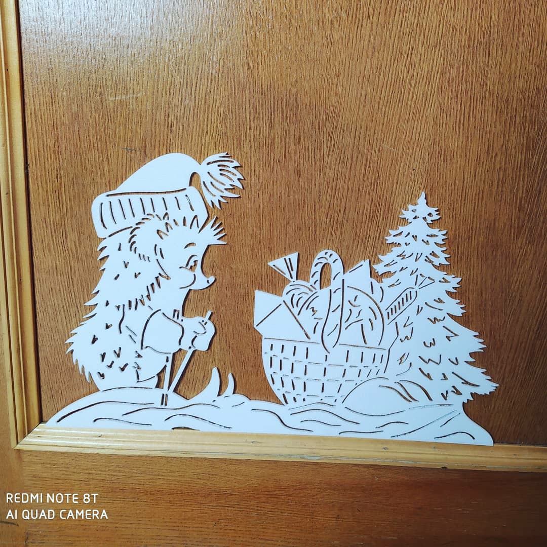 imagem do arquivo vetor para download Decoração de Natal em Forma de Ouriço