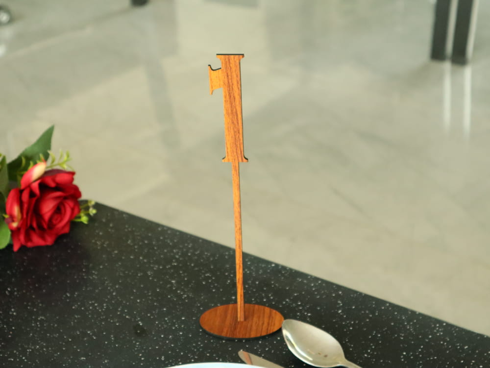 imagem do arquivo vetor para download Números de Mesa