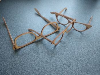 imagem do arquivo vetor para download Óculos Hipster Cortados a Laser