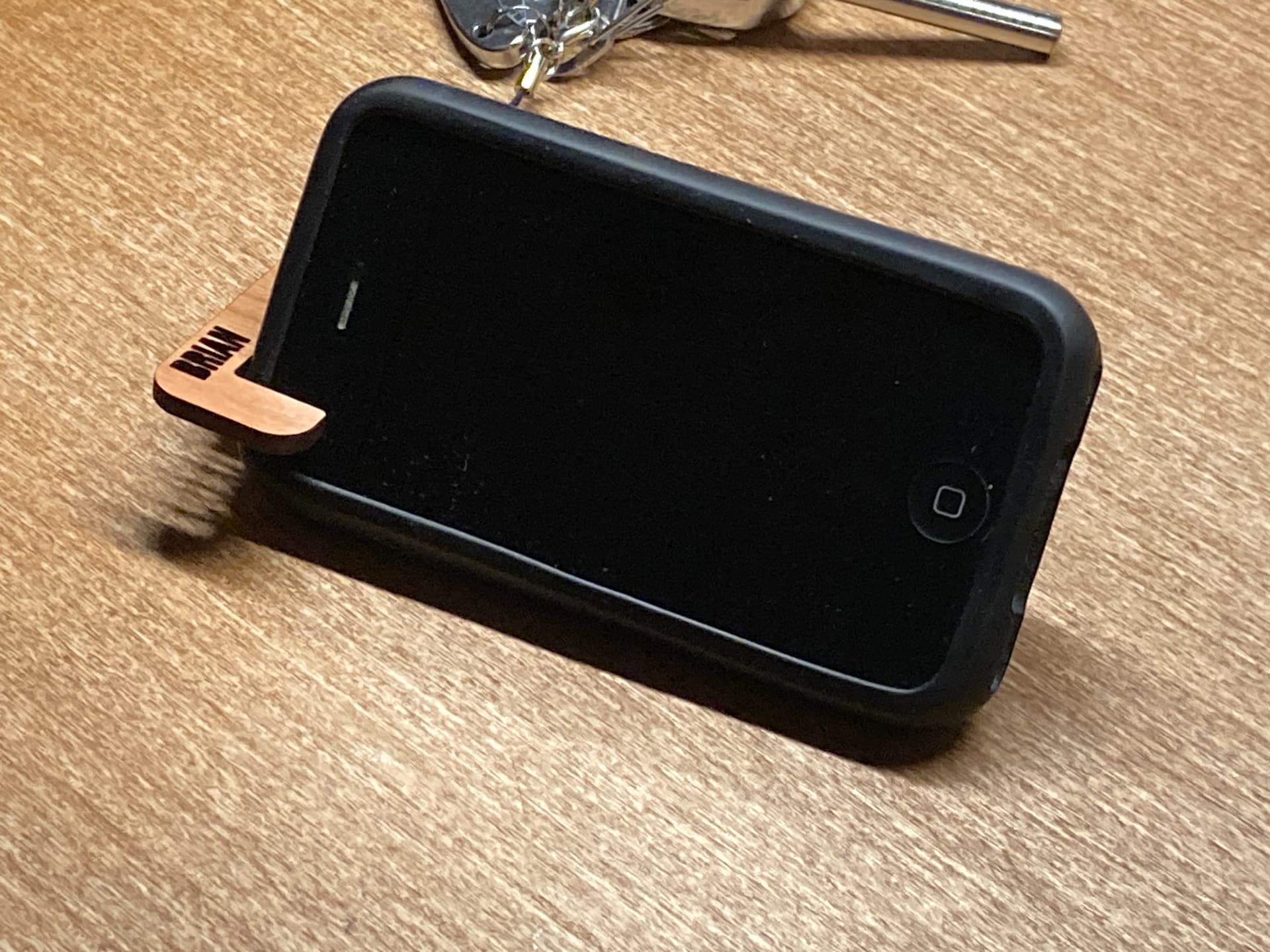 imagem do arquivo vetor para download Suporte de Celular Chaveiro