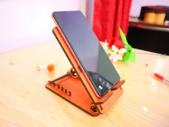 imagem do arquivo vetor para download Suporte de telefone ajustável celular