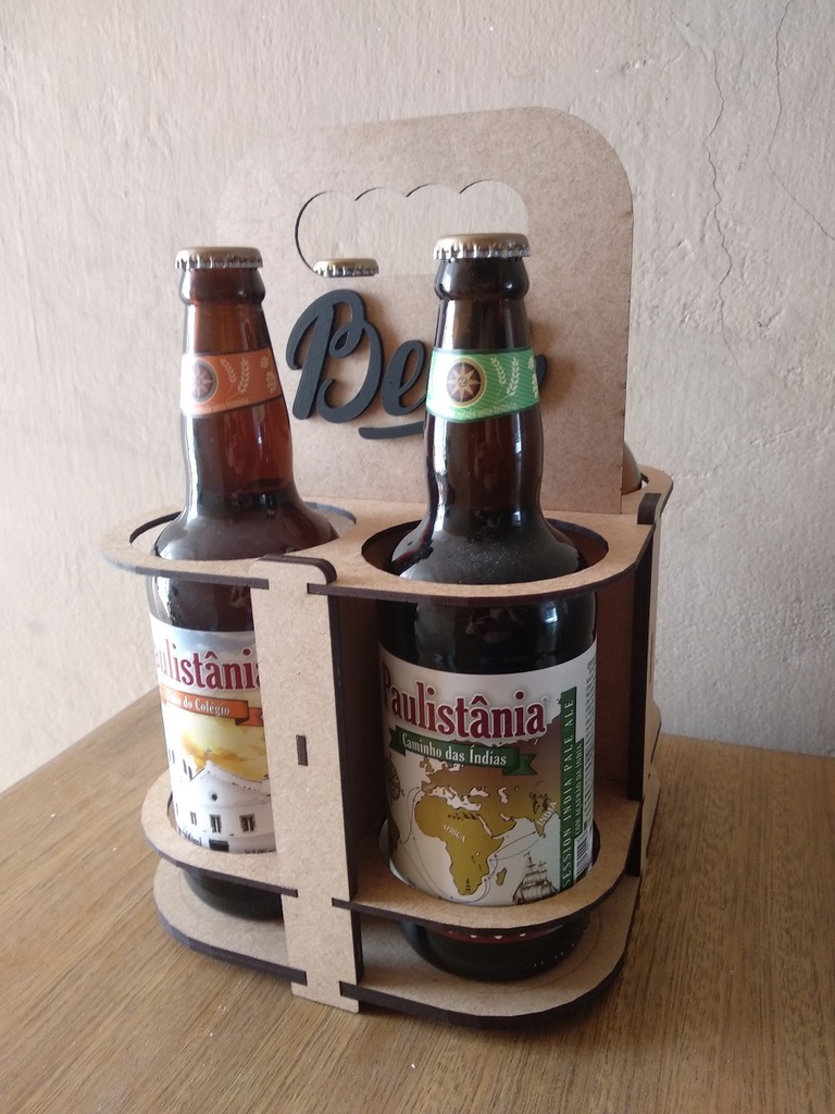 imagem do arquivo vetor para download Transportador de cervejas