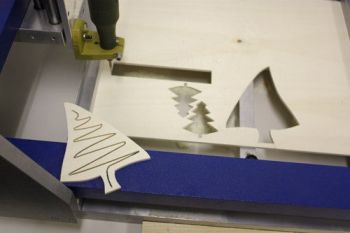 imagem do arquivo vetor para download Árvore de Natal Cortada a Laser