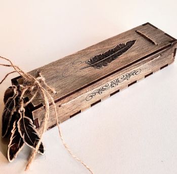 imagem do arquivo vetor para download Caixa de Presente Decorativa para Canetas