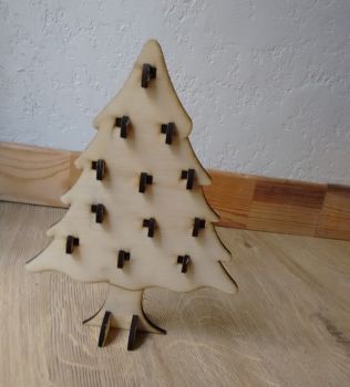 imagem do arquivo vetor para download Calendário do Advento em Forma de Árvore de Natal