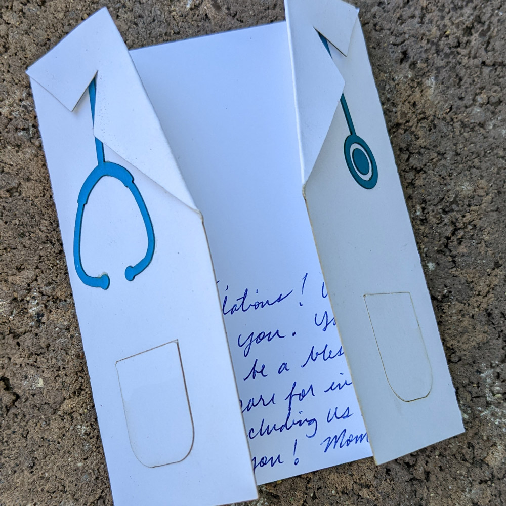 imagem do arquivo vetor para download Cartão de Casaco Branco
