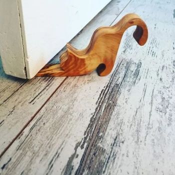 imagem do arquivo vetor para download Cunha de Porta em Forma de Gato