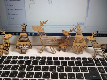 imagem do arquivo vetor para download Enfeites de Árvore de Natal em Forma de Veado