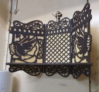 imagem do arquivo vetor para download Estante de Madeira Iconóstase para Ícones