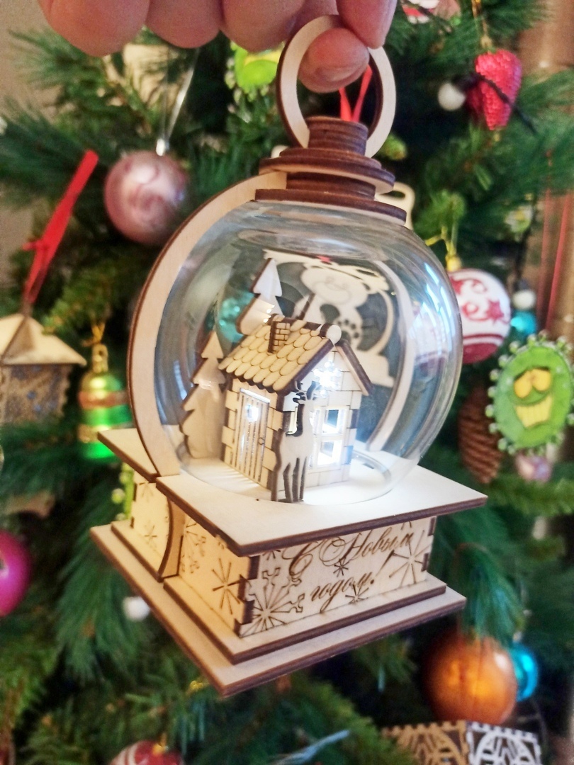 imagem do arquivo vetor para download Luminária de Bola de Madeira para o Natal