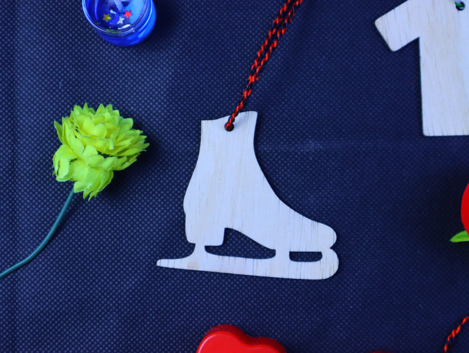 imagem do arquivo vetor para download Ornamento de Patins de Gelo