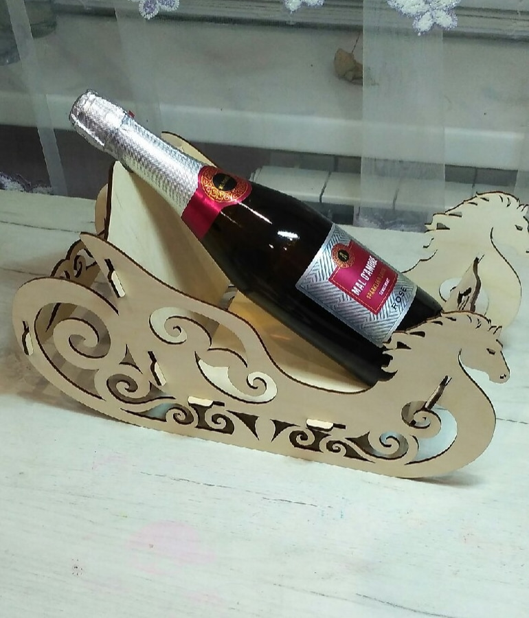 imagem do arquivo vetor para download Porta Champagne de Trenó