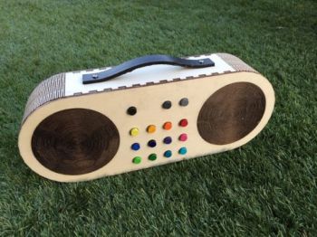 imagem do arquivo vetor para download Rádio em Madeira para Corte a Laser