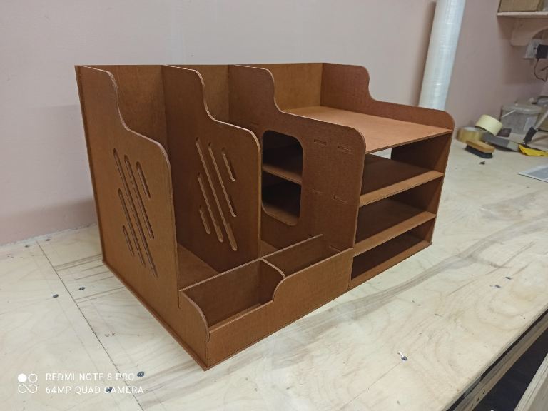 imagem do arquivo vetor para download Organizador de Mesa em Arquivo Vetorial Gratuito