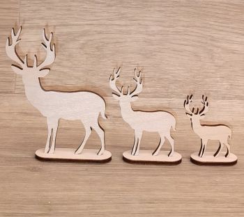 imagem do arquivo vetor para download Ornamento de Natal em Forma de Cervo Bebê