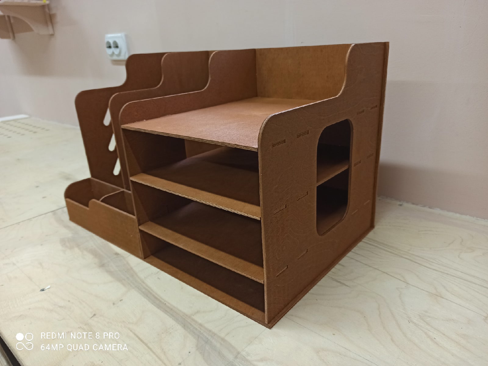 imagem do arquivo vetor para download Organizador de mesa